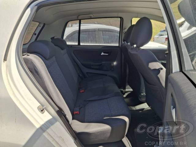 2014 VOLKSWAGEN FOX 