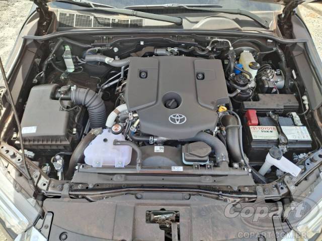 2025 TOYOTA HILUX CD 