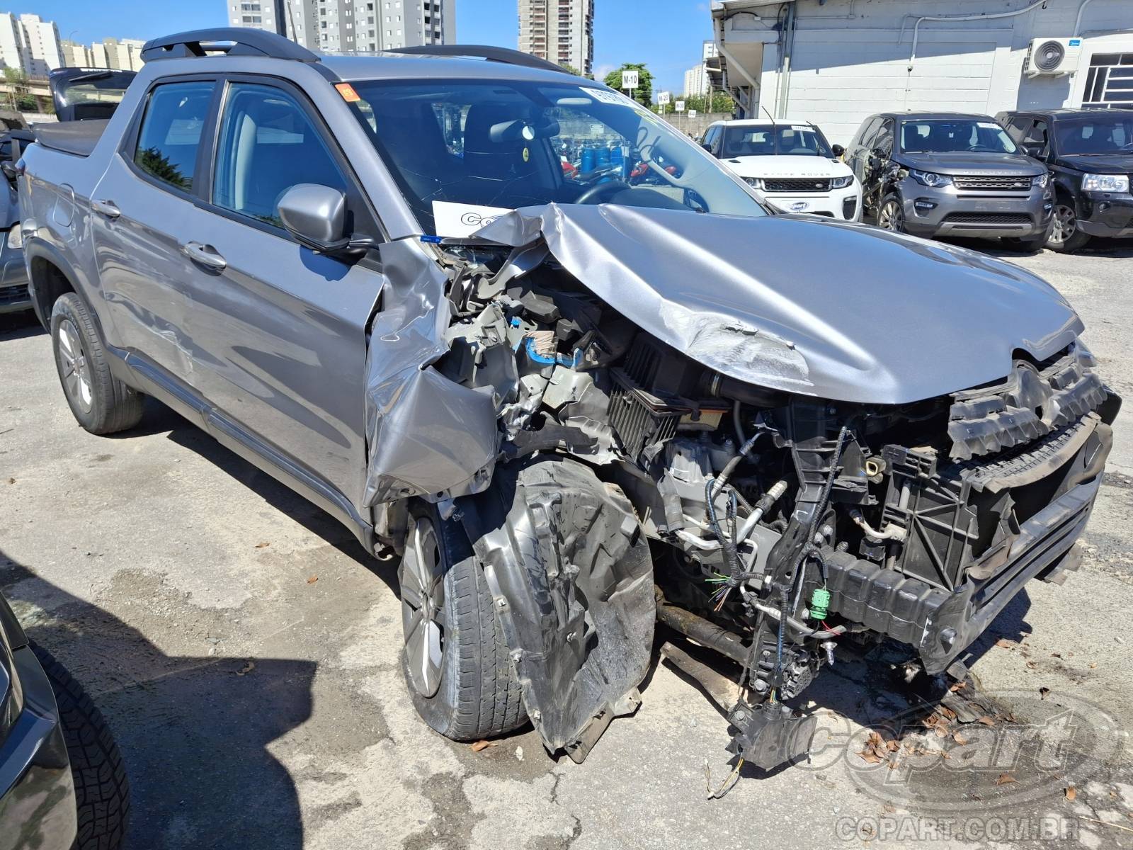 Fiat Toro Freedom AT6 1.8 16V E.torQ 2021 Médio Dano Frontal