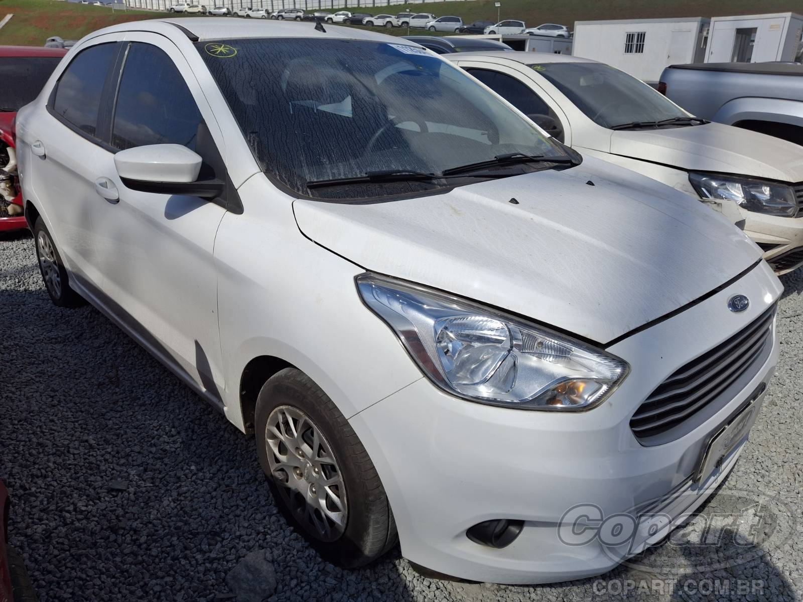 Ford KA Sedan 2018 em leilão