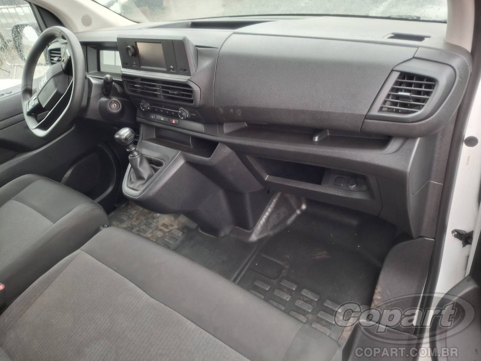 Foto 9 de 15: 2025 FIAT SCUDO