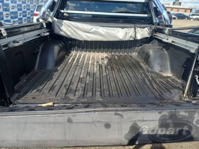2017 NISSAN FRONTIER CD 