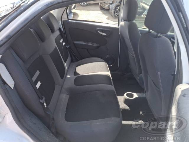 2017 FIAT GRAND SIENA 