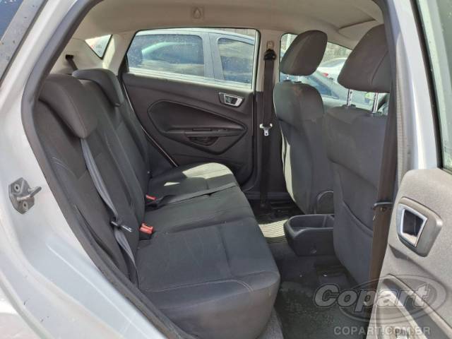 2015 FORD FIESTA 