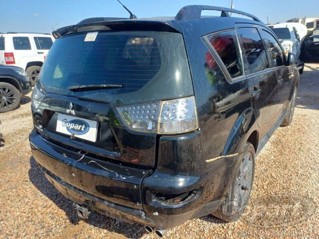 2011 MITSUBISHI OUTLANDER 