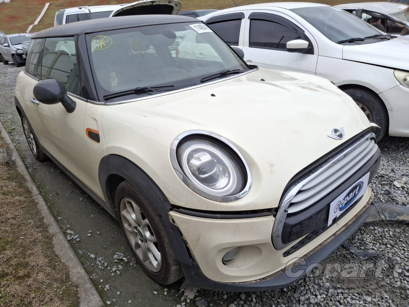 2014 MINI COOPER