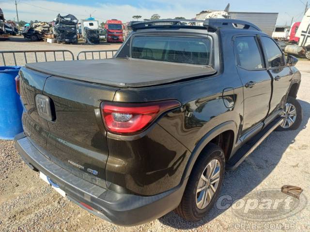 2017 FIAT TORO 