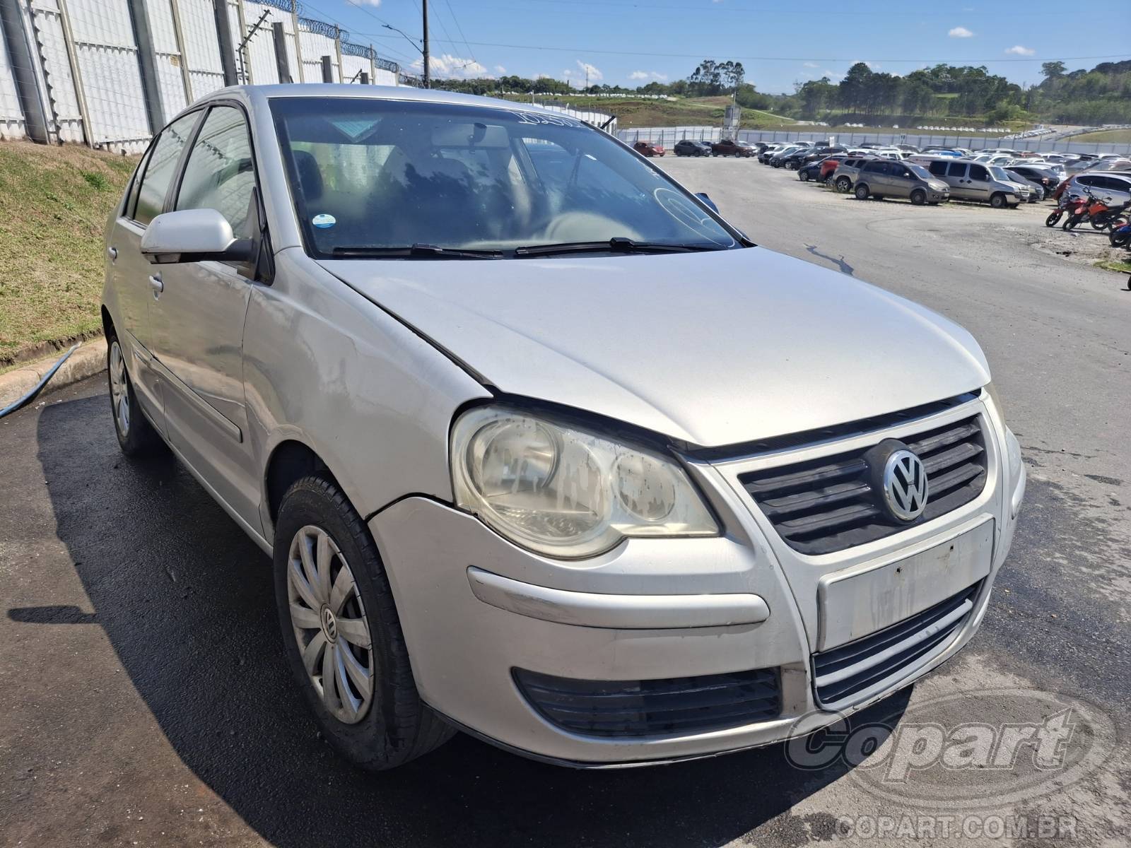 Veículo VW - VolksWagen POLO SEDAN VOLKSWAGEN POLO SEDAN 1.6 TOTAL FLEX 2010/2011 2011 em leilão