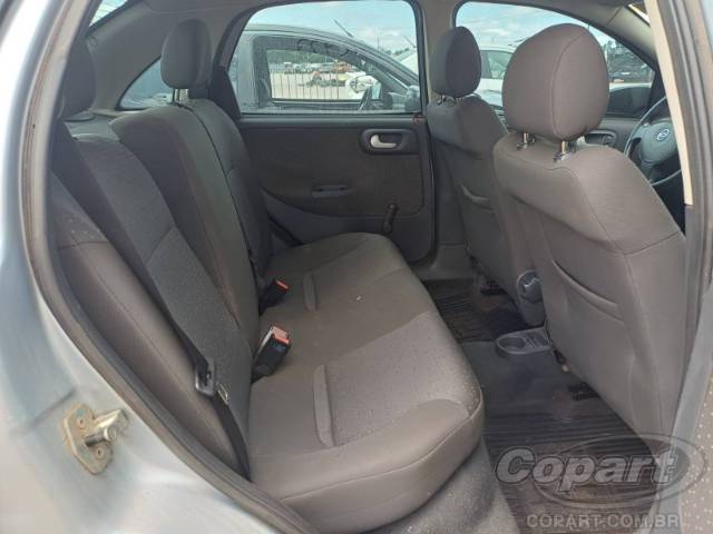 2010 CHEVROLET CORSA SEDAN 