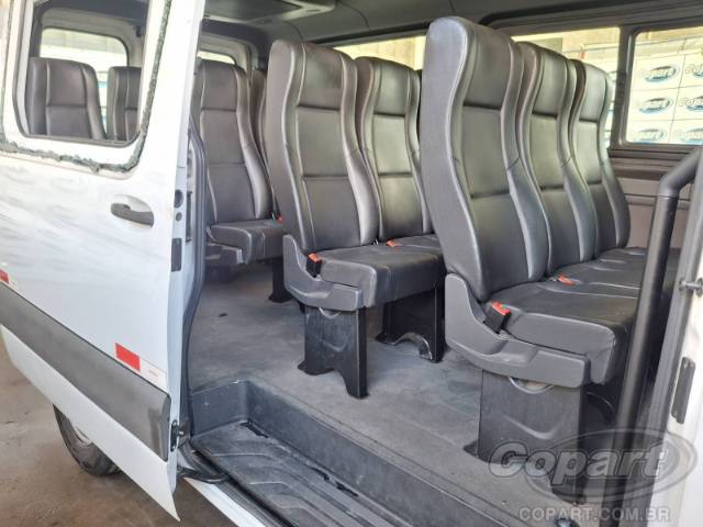 2025 MERCEDES BENZ SPRINTER 