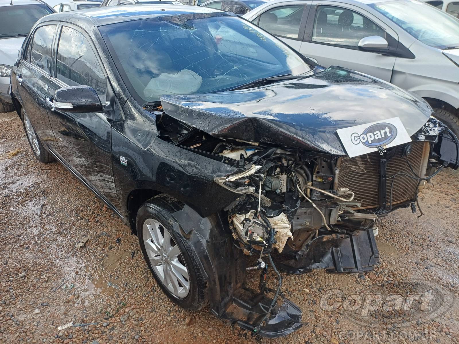 Toyota Corolla SE-G 1.8 16V VVT-i 2009 Médio Dano