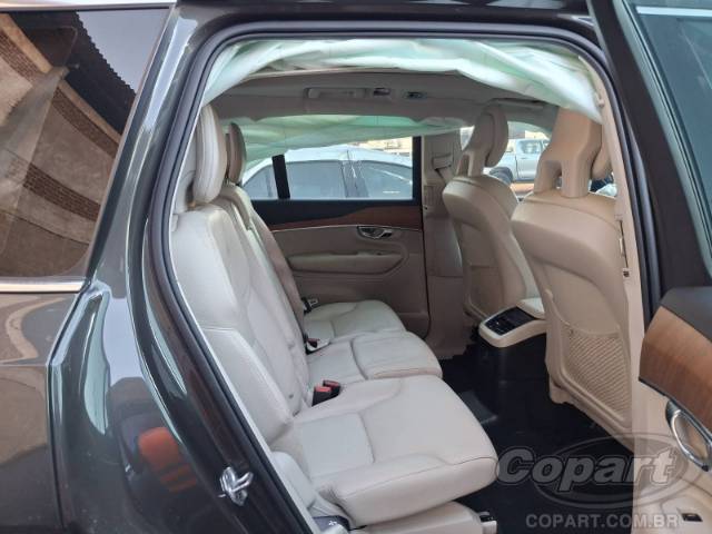 2021 VOLVO XC90 