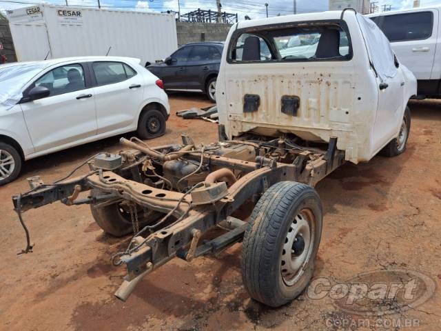 2020 TOYOTA HILUX CS 