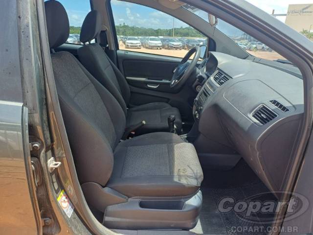2014 VOLKSWAGEN FOX 