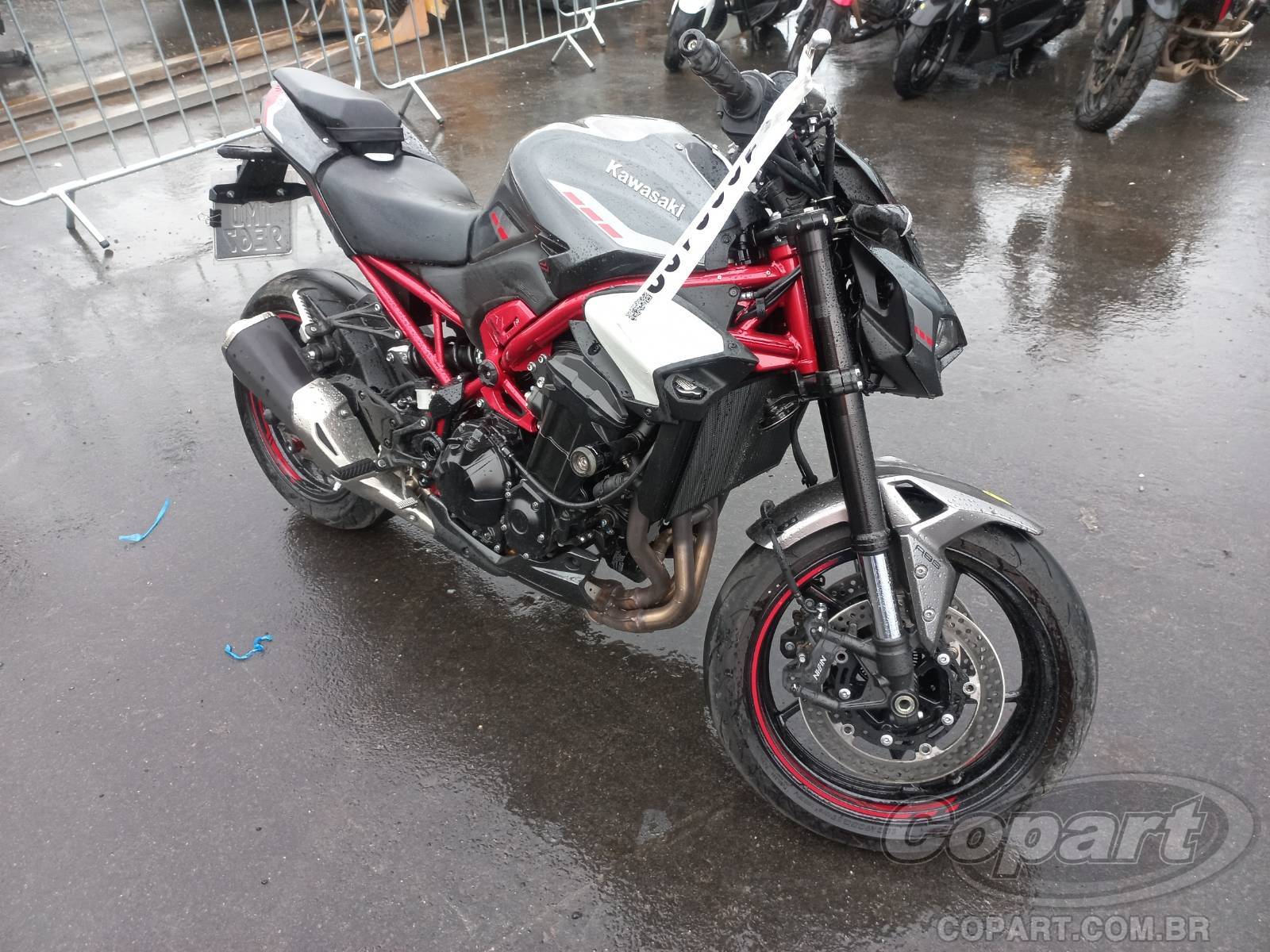 2025 KAWASAKI Z900