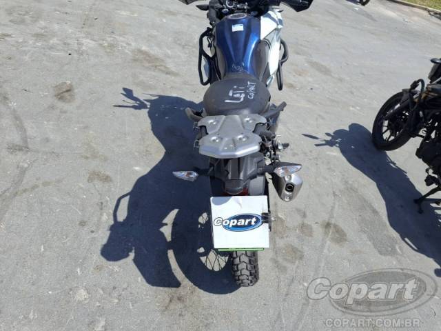 2025 KAWASAKI VERSYS-X 