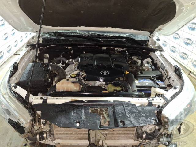 2019 TOYOTA HILUX CD 