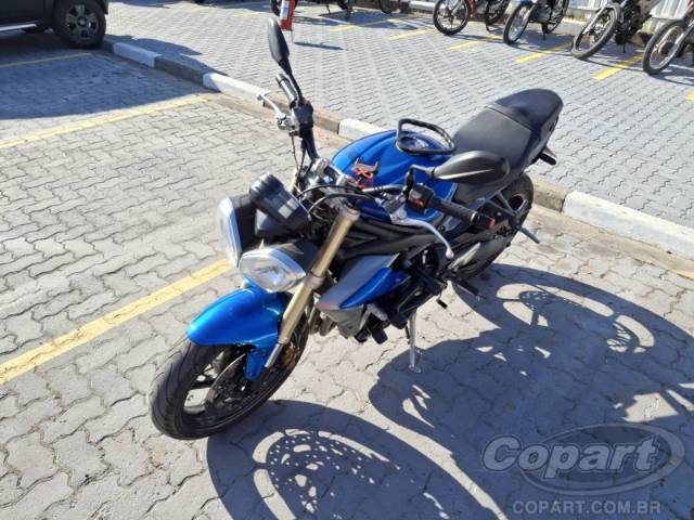 2014 TRIUMPH STREET TRIPLE 