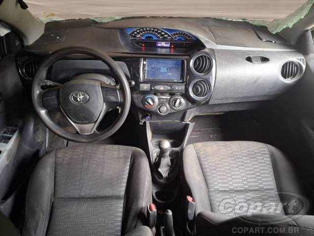 2015 TOYOTA ETIOS 