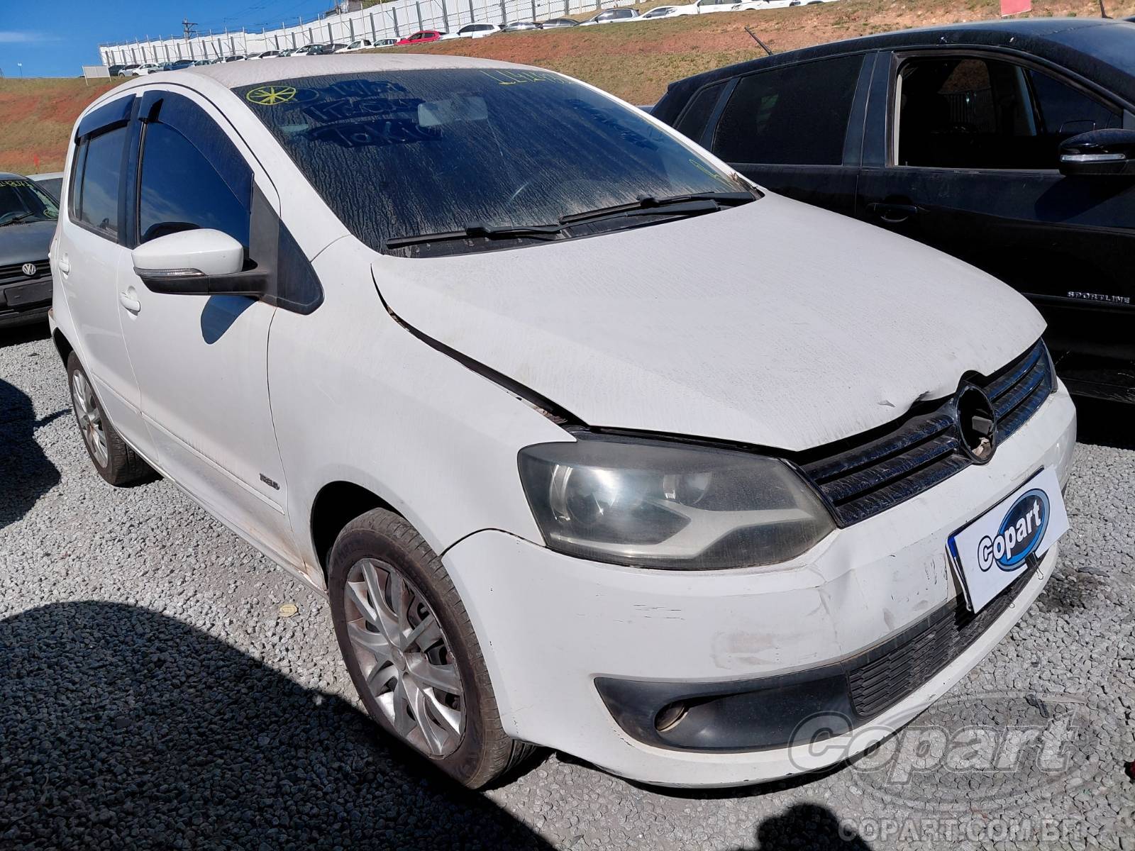Veículo VW - VolksWagen Fox VOLKSWAGEN Fox 1.0 Total Flex 2013 em leilão