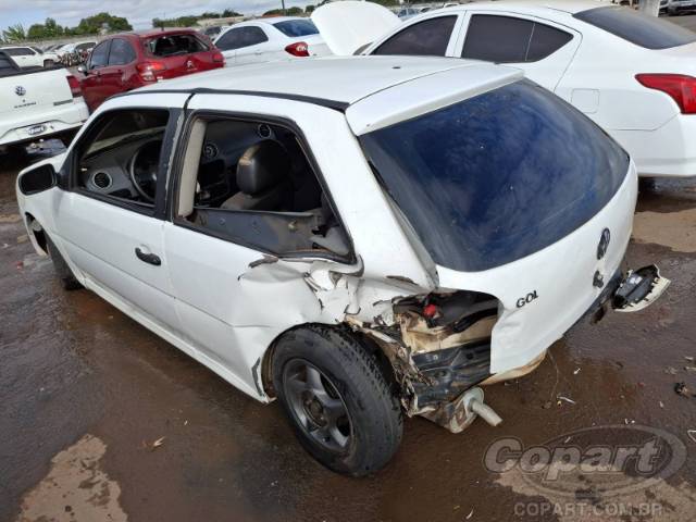 2013 VOLKSWAGEN GOL 