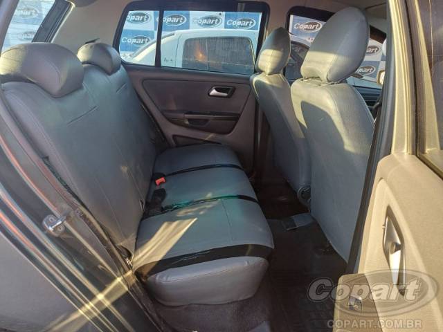 2013 VOLKSWAGEN FOX 