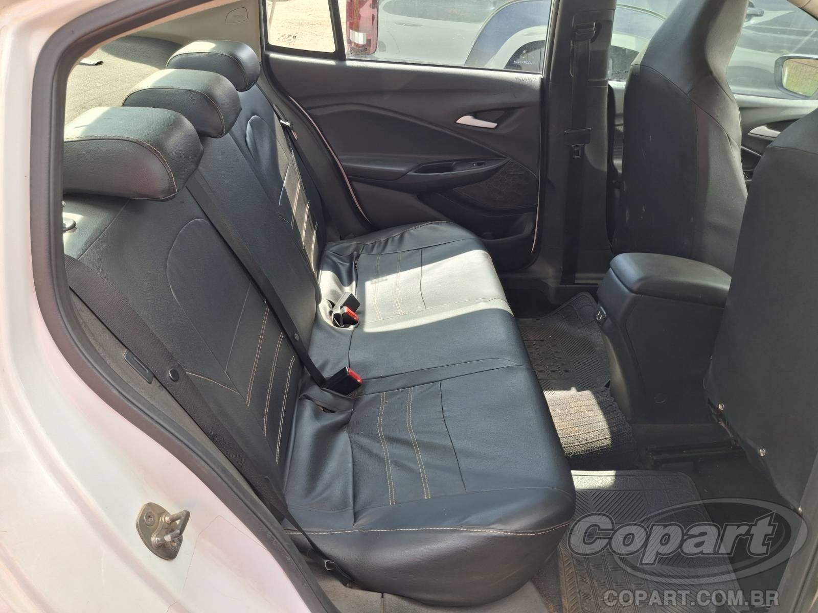 2020 CHEVROLET ONIX PLUS — foto 6 de 11