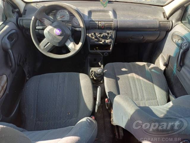 2000 CHEVROLET CORSA 