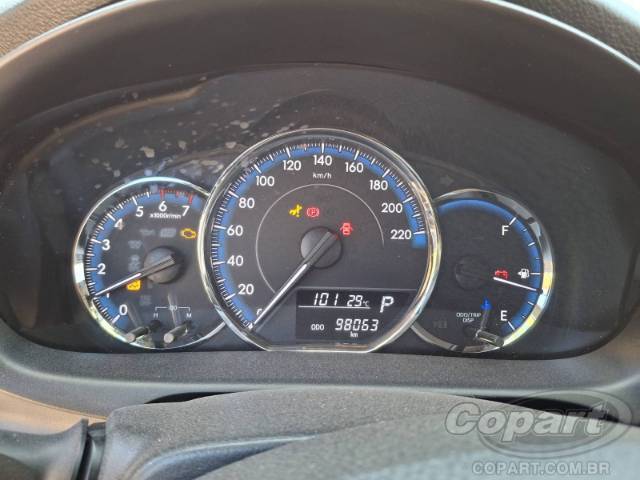 2019 TOYOTA YARIS SEDA 