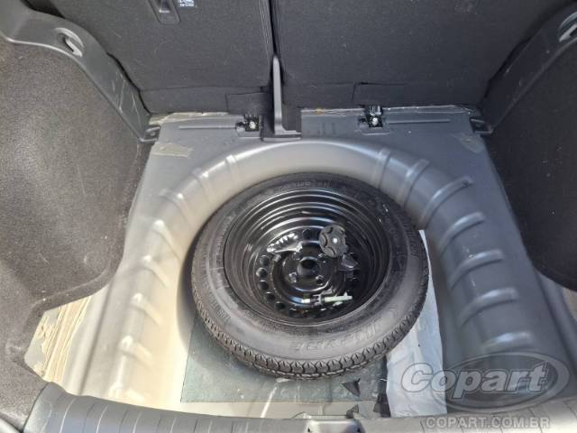 2025 NISSAN Kicks Play 