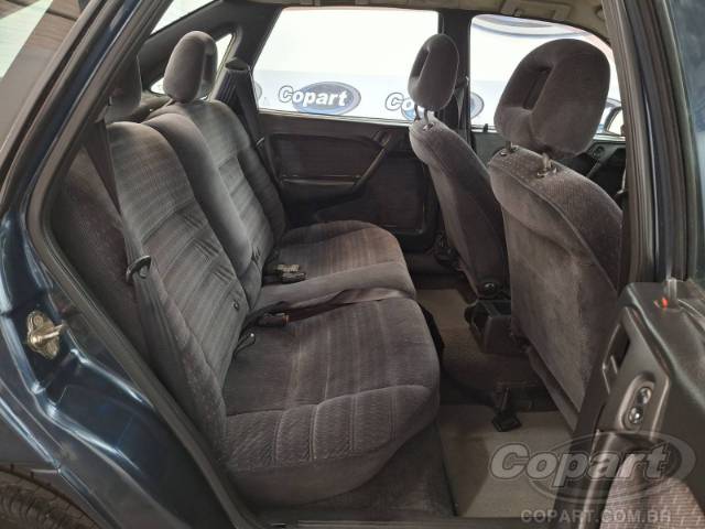 1995 CHEVROLET VECTRA 