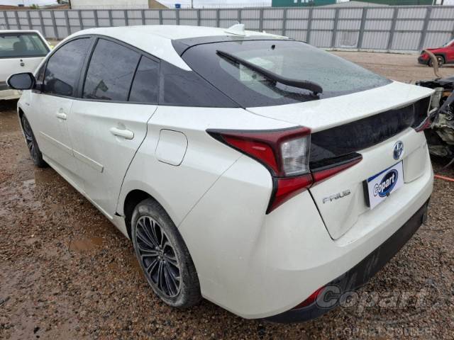 2019 TOYOTA PRIUS 