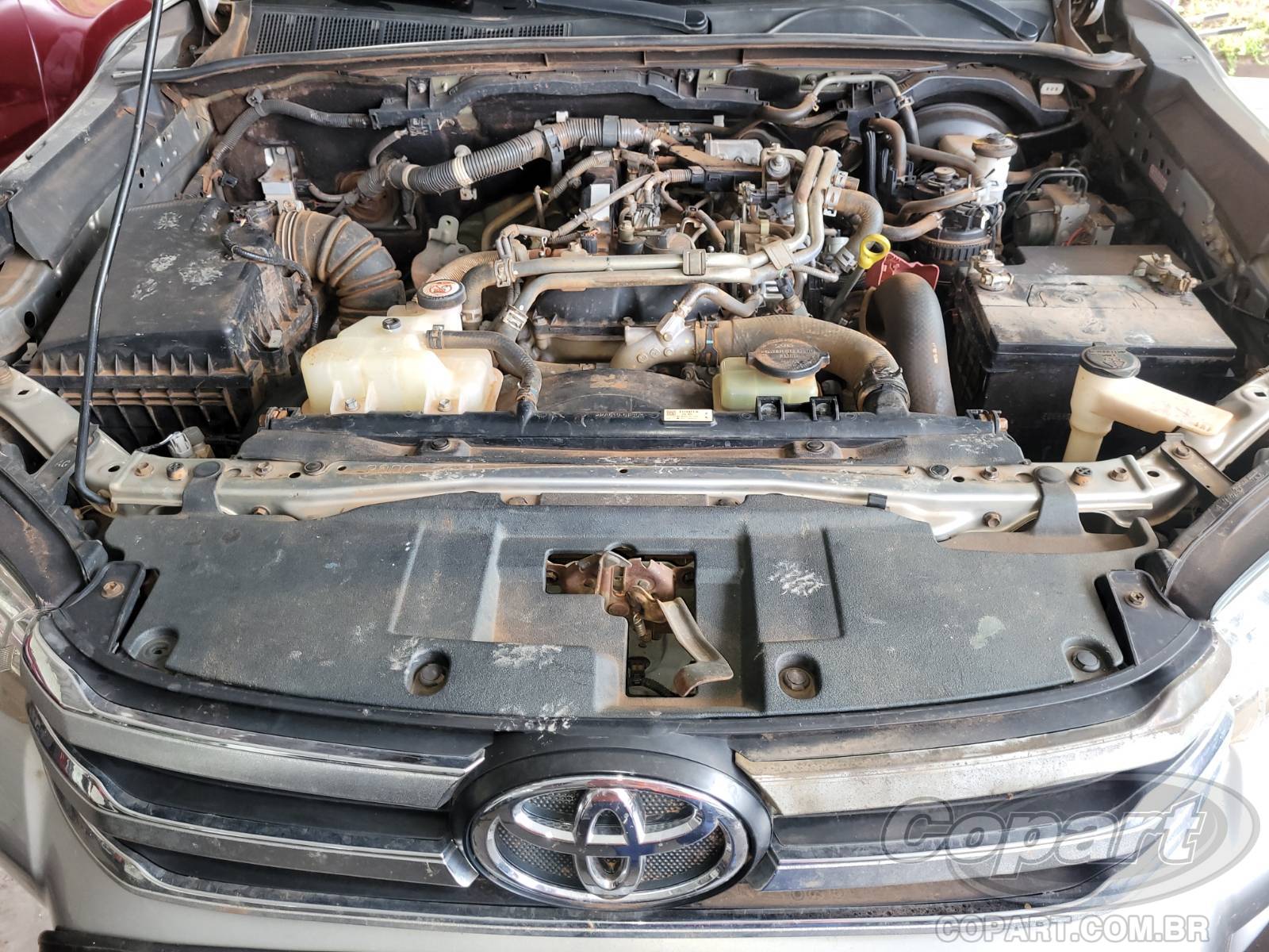 Foto 7 de 10: 2018 TOYOTA HILUX CD