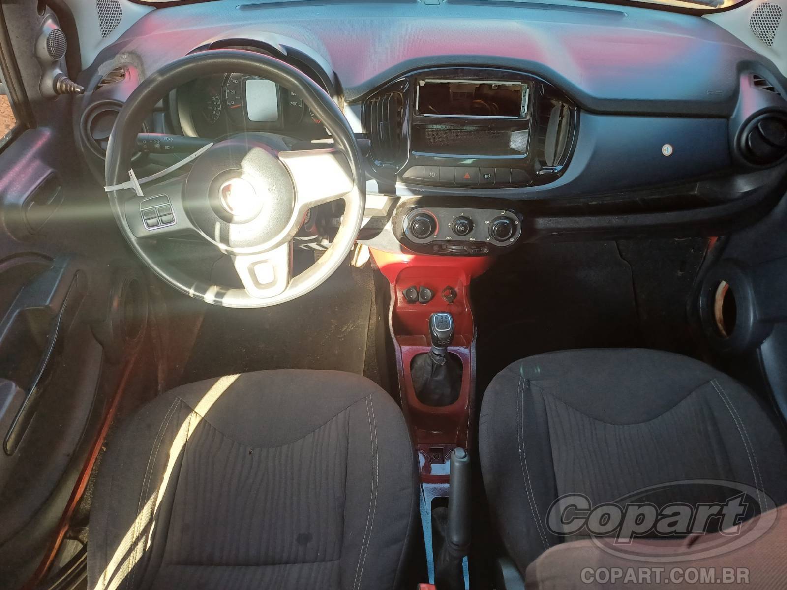 Foto 9 de 10: 2015 FIAT UNO