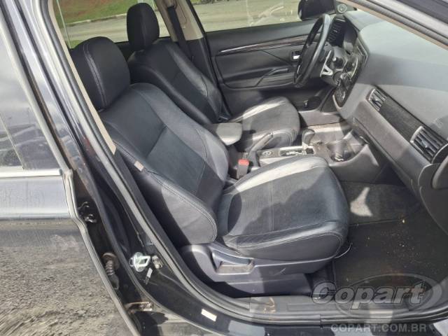 2016 MITSUBISHI OUTLANDER 