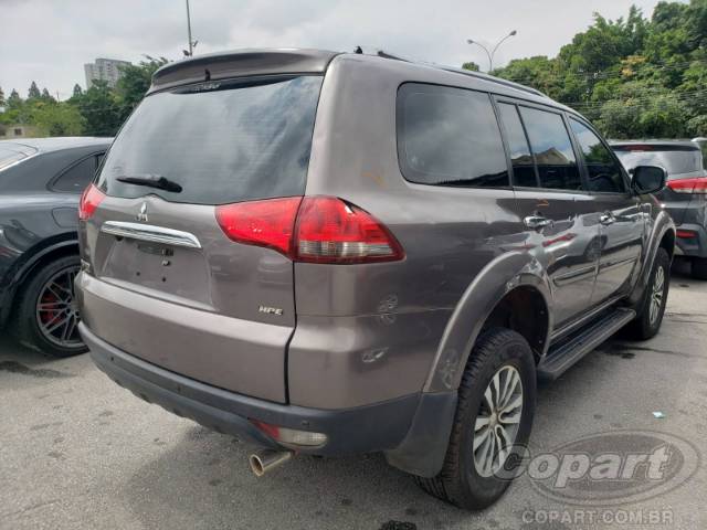 2017 MITSUBISHI PAJERO 