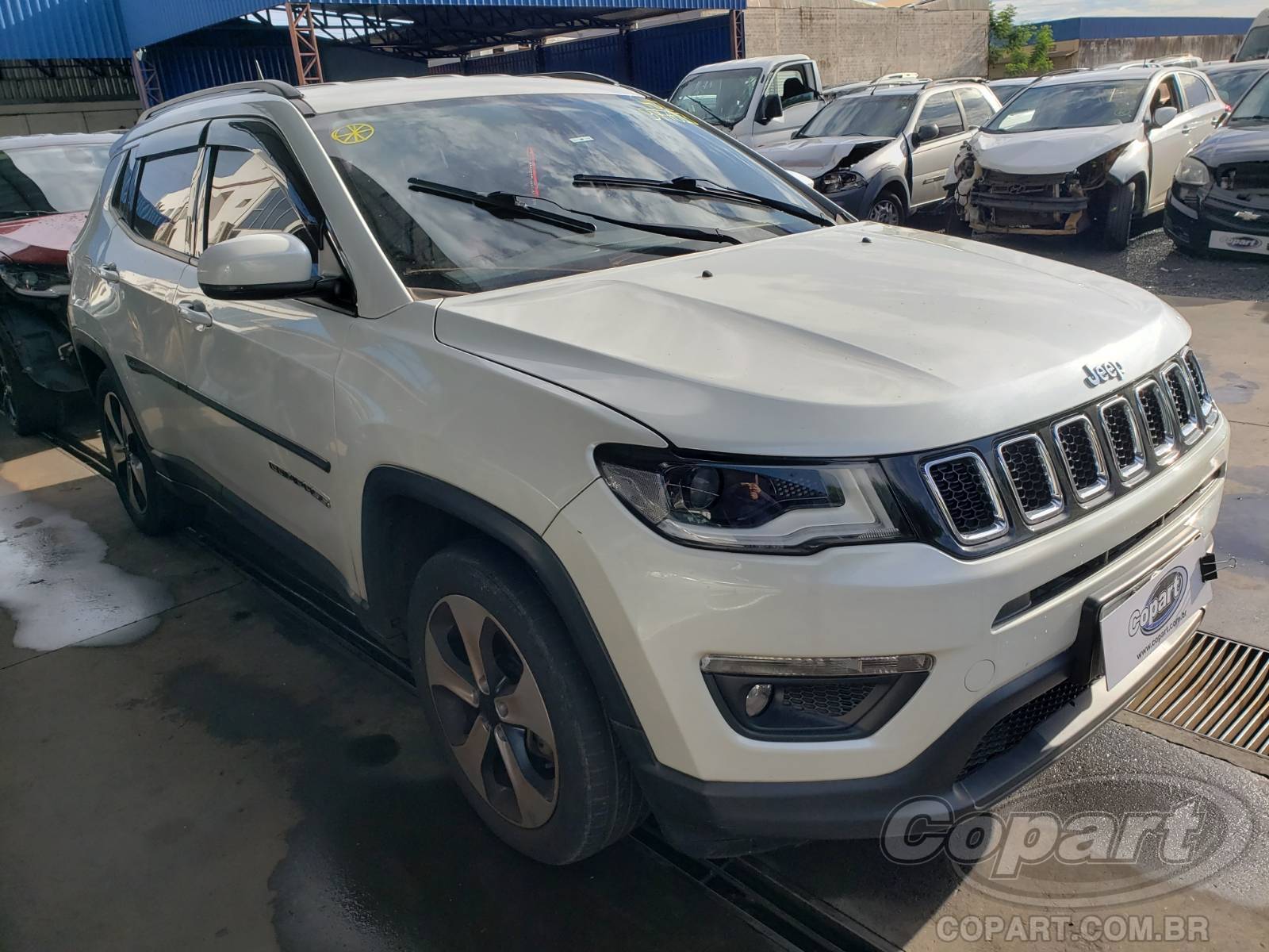 Veículo Jeep Compass Jeep Compass Longitude 2.0 16V Tigershark 2018 Pequena Monta 2018 em leilão
