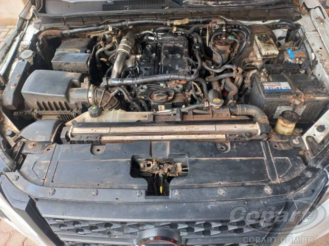 2024 NISSAN FRONTIER CD 