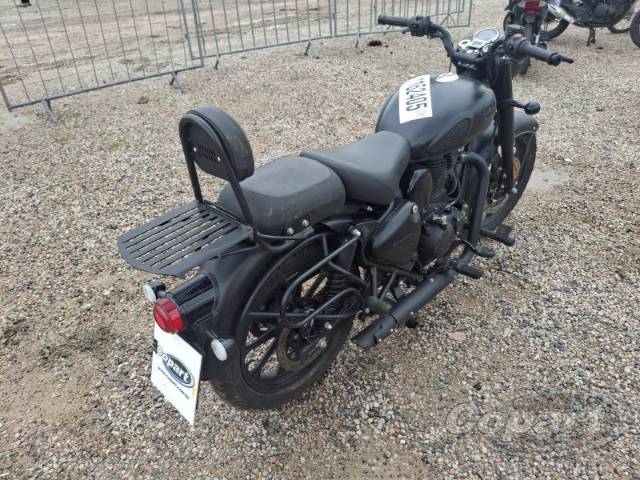 2026 ROYAL ENFIELD CLASSIC 