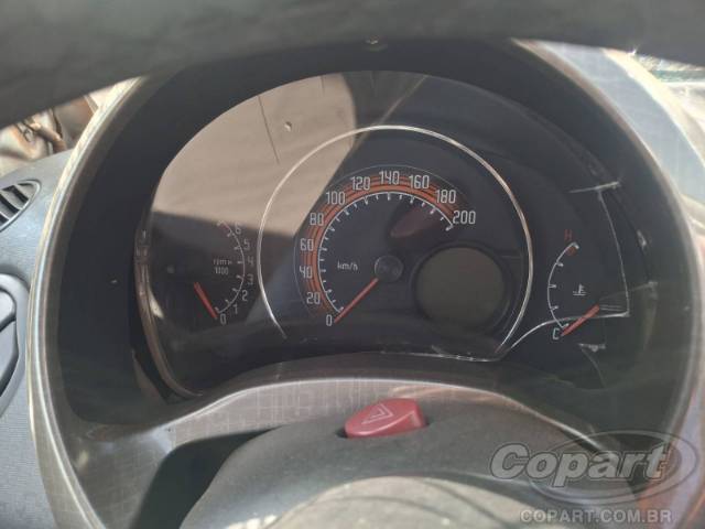 2014 FIAT UNO 
