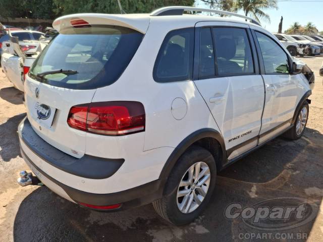 2016 VOLKSWAGEN SPACEFOX 