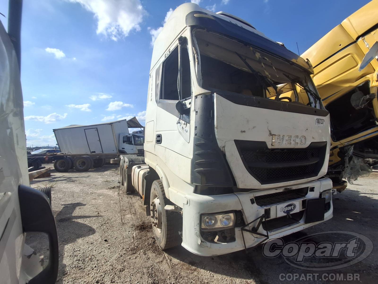 Veículo IVECO UNKNOWN IVECO STRALIS 2021 Caminhão 2021 em leilão