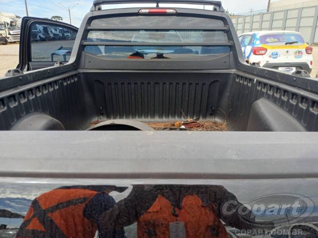 2025 VOLKSWAGEN SAVEIRO 