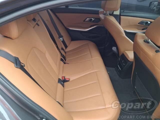 2022 BMW SERIE 3 
