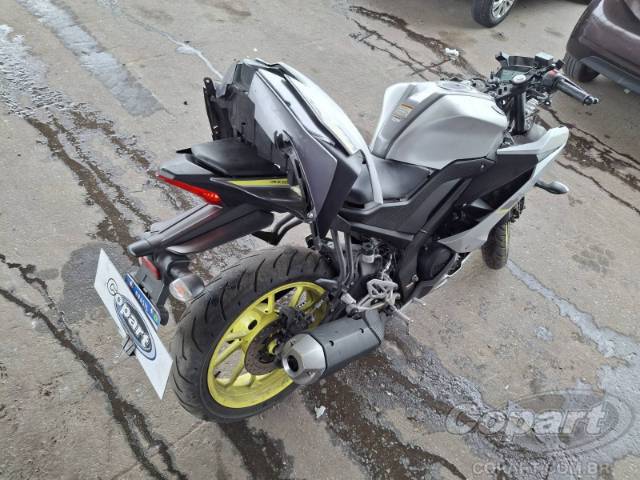2024 YAMAHA YZF R15 