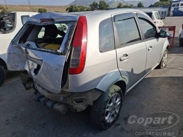 2011 FORD FIESTA 
