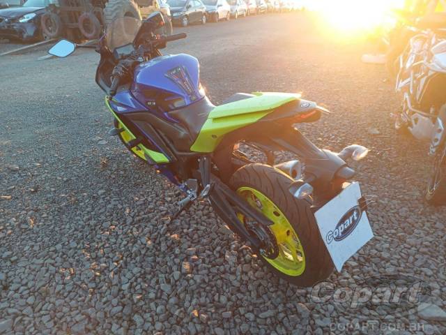 2022 YAMAHA YZF R3 