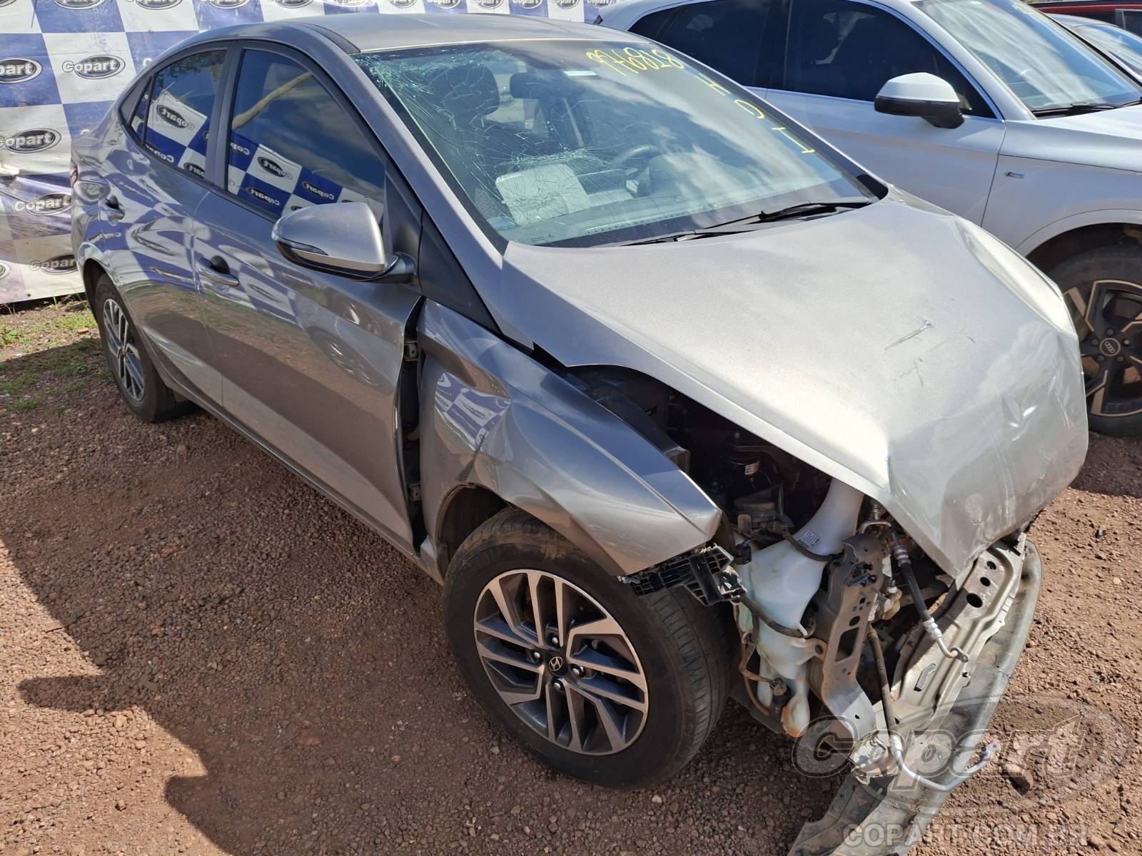 Veículo Hyundai HB20S Hyundai HB20S Vision 1.6 16V CVVT 2021 Médio Dano Frontal 2021 em leilão