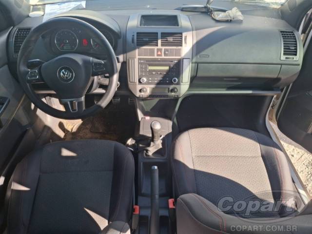 2014 VOLKSWAGEN POLO 