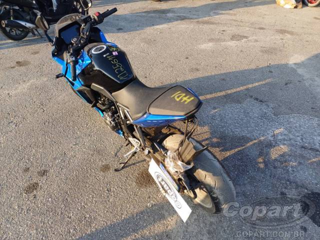 2026 SUZUKI GSX-8R 